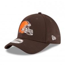 Men's Cleveland Browns New Era Brown Sideline Tech 39THIRTY Flex Hat 2419759